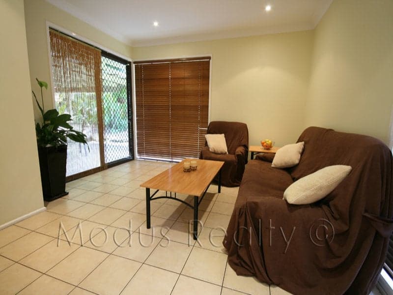 28 Robinson Street, Eastlakes - Thumbnail 4
