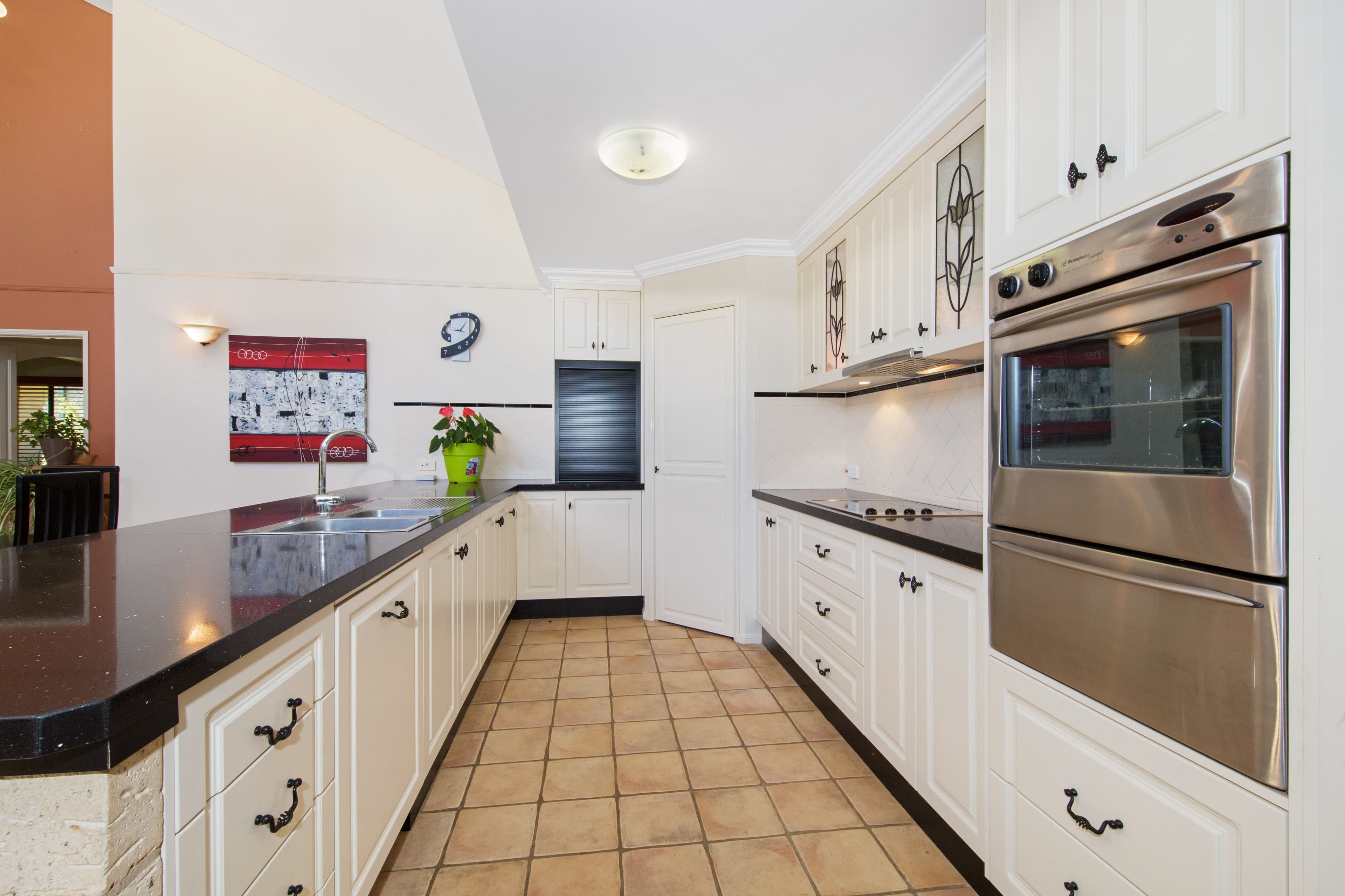 7 Montclaire Close, Middle Ridge QLD 4350, Middle Ridge - Thumbnail 4