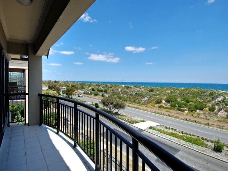 9 Bella Vista Avenue, SCARBOROUGH WA 6019, Scarborough - Image 1
