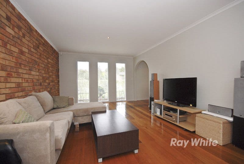 13 Dumfries Way, WANTIRNA VIC 3152, Wantirna - Thumbnail 4