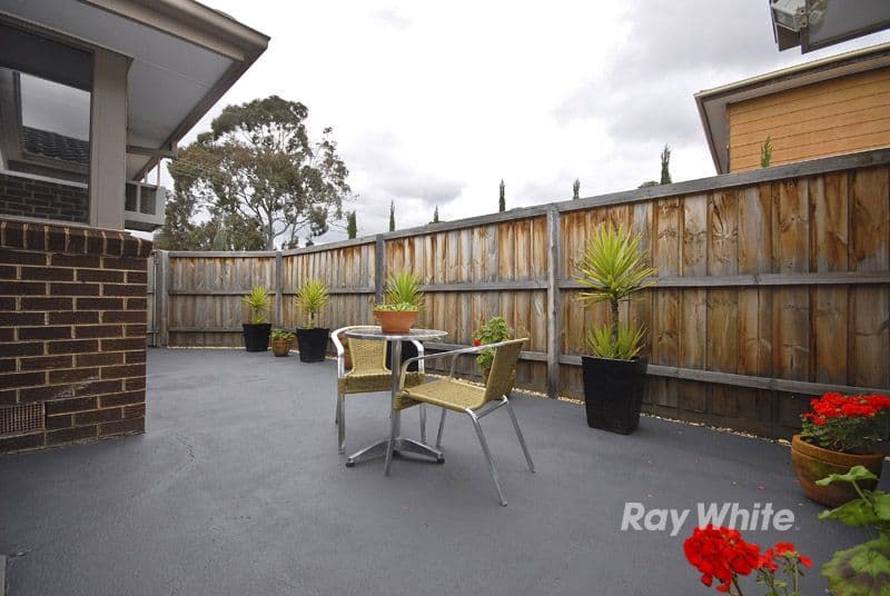 13 Dumfries Way, WANTIRNA VIC 3152, Wantirna - Thumbnail 8