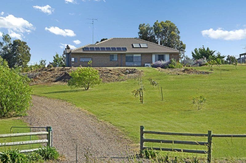 27 Russell Street, TEESDALE VIC 3328, Teesdale - Image 1