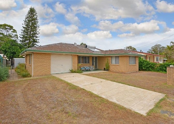 52 Glenray Street, Urangan QLD 4655, Urangan - Image 1