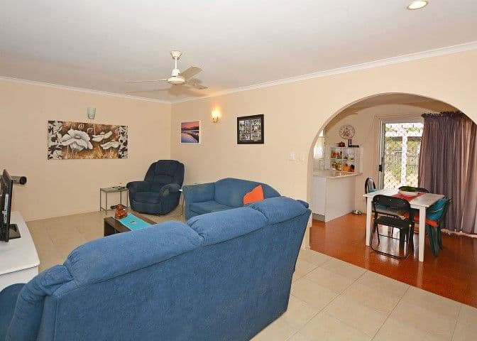 52 Glenray Street, Urangan QLD 4655, Urangan - Thumbnail 3