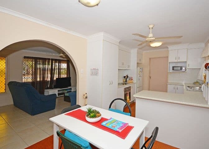 52 Glenray Street, Urangan QLD 4655, Urangan - Thumbnail 6
