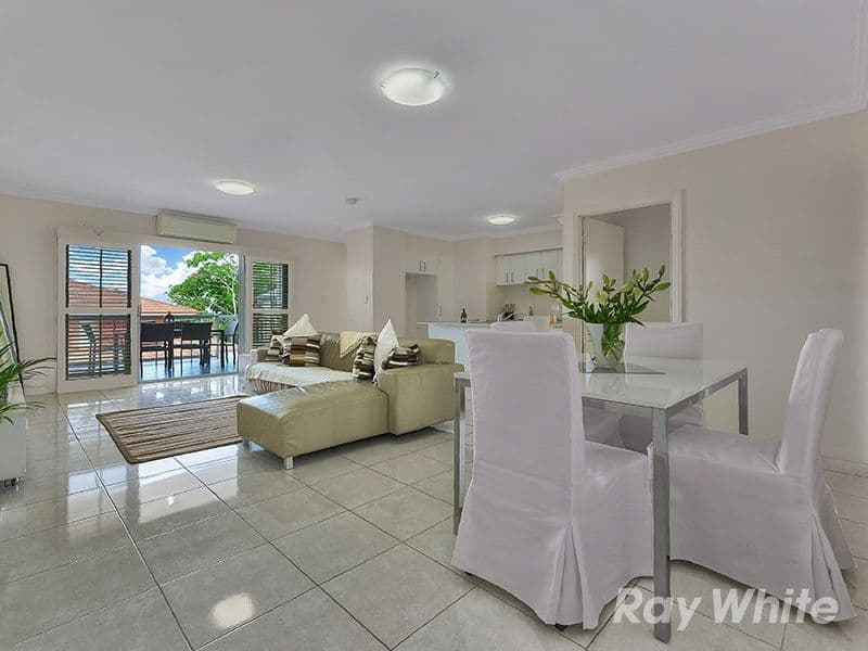 31 Kinmond Avenue, Wavell Heights QLD 4012, Wavell Heights - Thumbnail 2