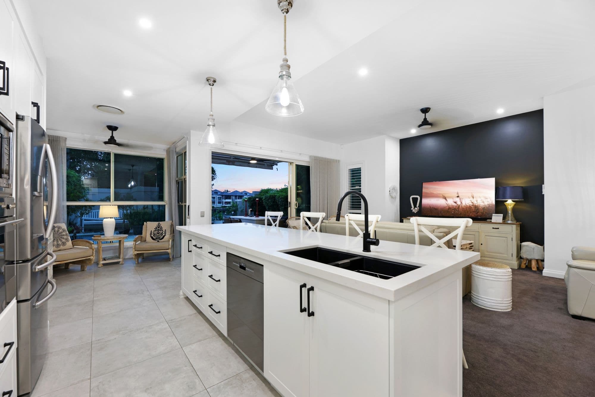 702 Glades Drive, Robina QLD 4226, Robina - Thumbnail 8