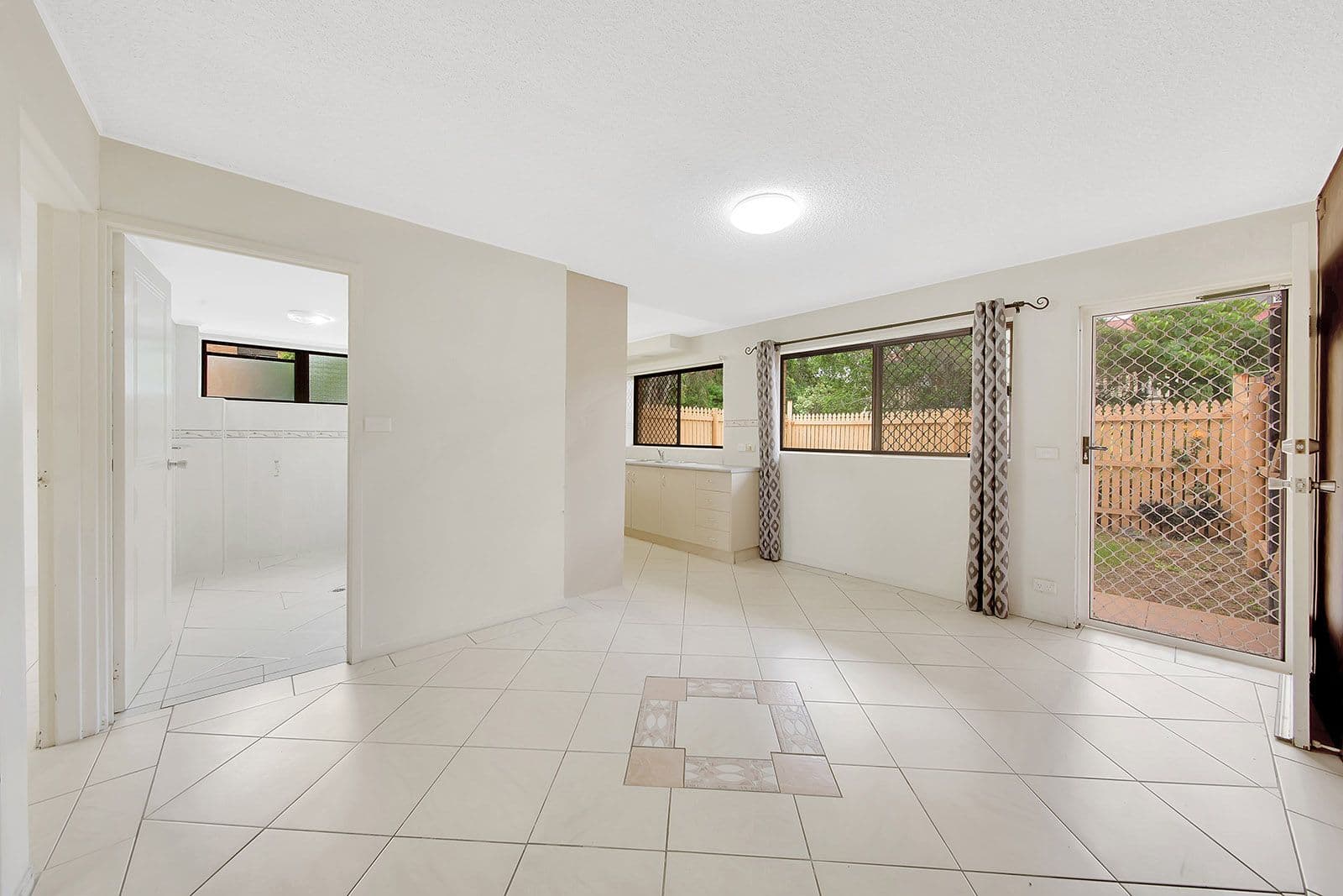 253 Auckland Street, South Gladstone QLD 4680, South Gladstone - Thumbnail 5