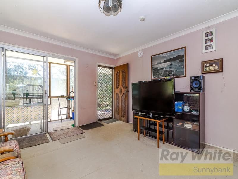 5 Damson Street, Macgregor QLD 4109, Macgregor - Thumbnail 2