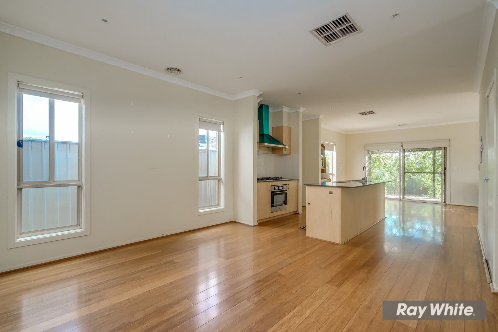 4 Bunnorong Street, Tarneit VIC 3029, Tarneit - Image 1