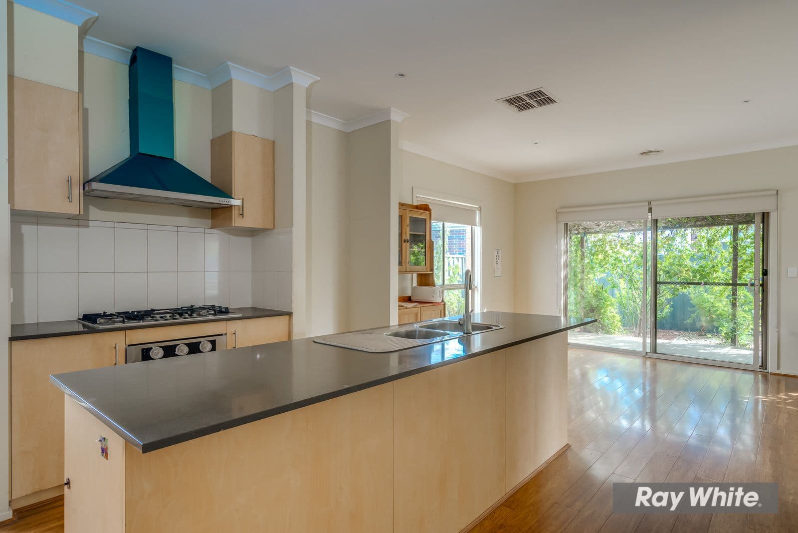 4 Bunnorong Street, Tarneit VIC 3029, Tarneit - Thumbnail 7