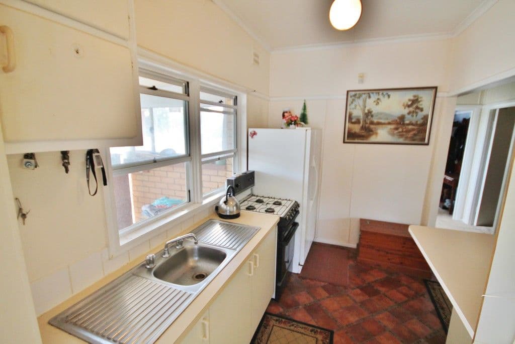 69 Allanan Street, Young NSW 2594, Young - Thumbnail 6