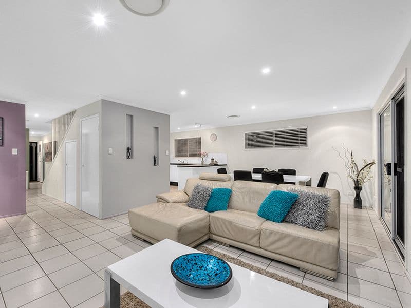 13 McIntyre Street, Wooloowin QLD 4030, Wooloowin - Thumbnail 3