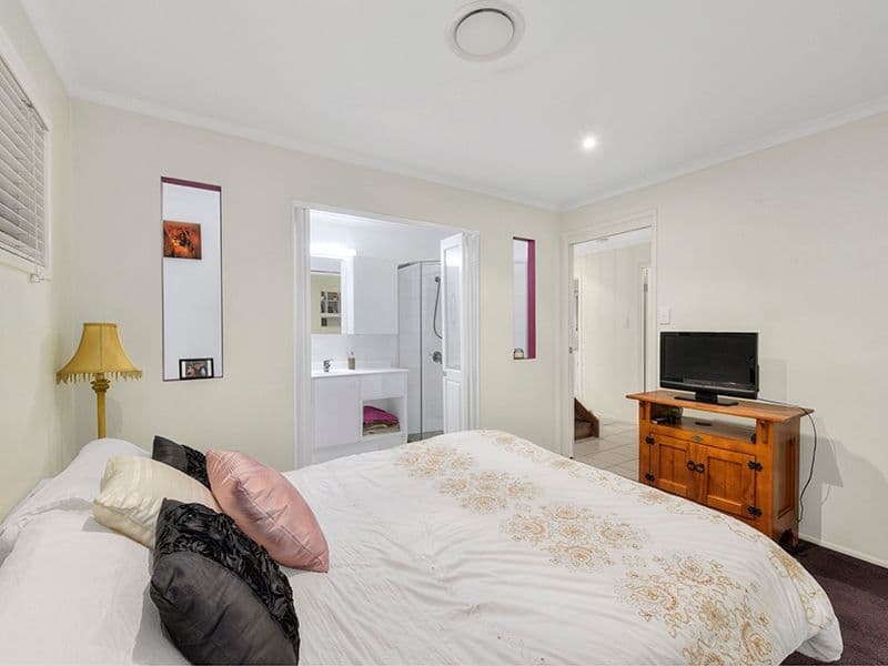 13 McIntyre Street, Wooloowin QLD 4030, Wooloowin - Thumbnail 5