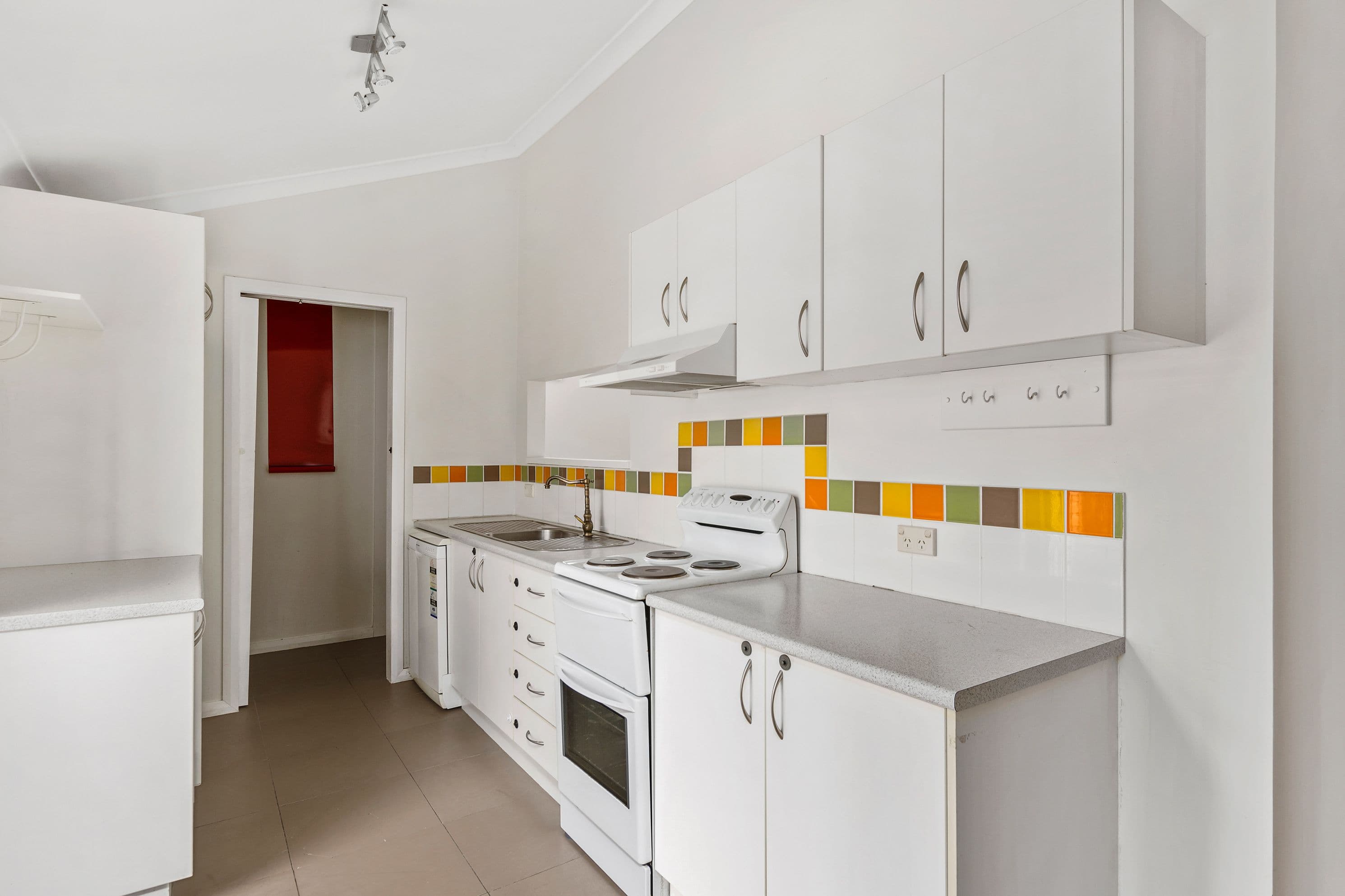209 Princes Highway, Dapto - Thumbnail 3