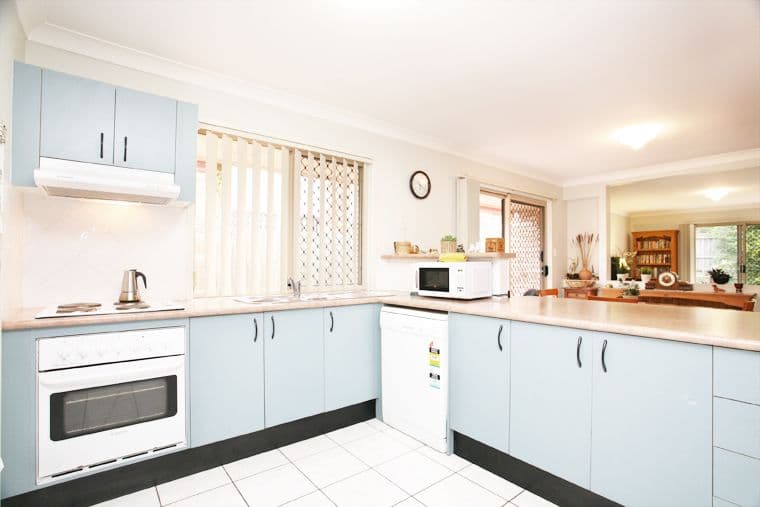 27 St James Street, FOREST LAKE QLD 4078, Forest Lake - Thumbnail 2