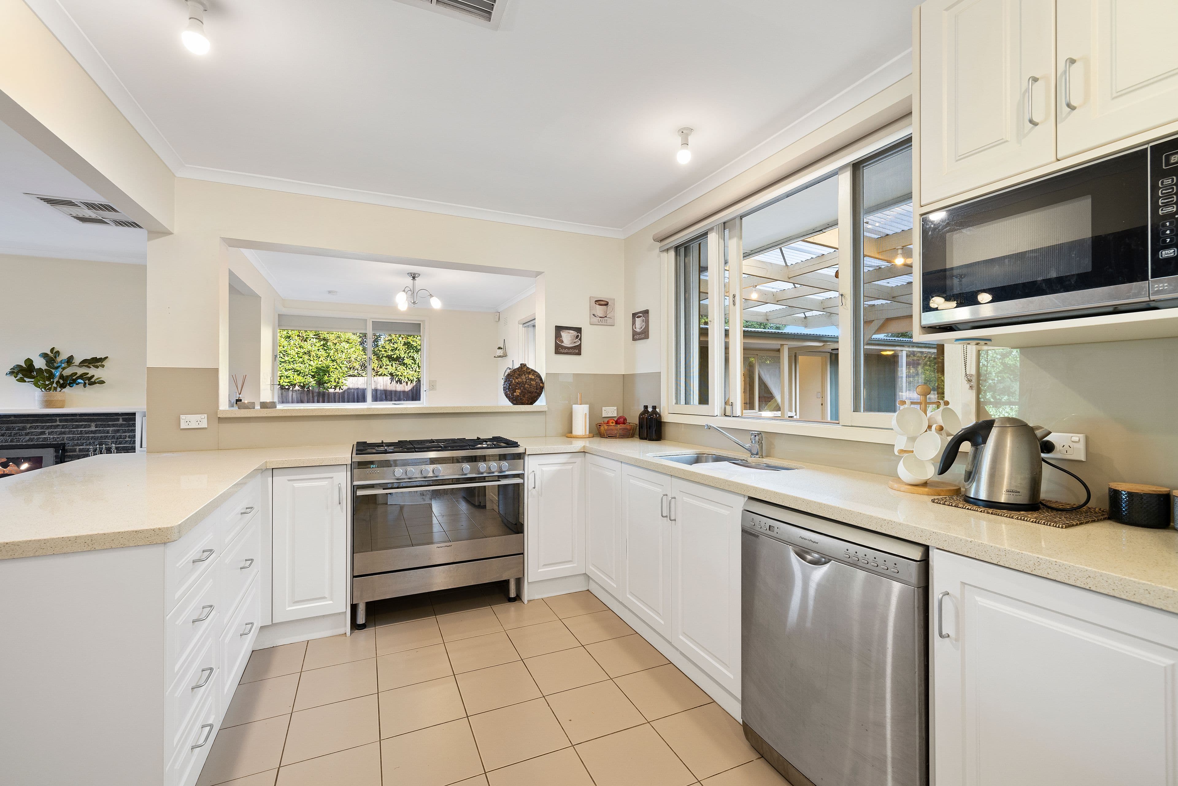 56 Helen Road, Ferntree Gully VIC 3156, Ferntree Gully - Thumbnail 4