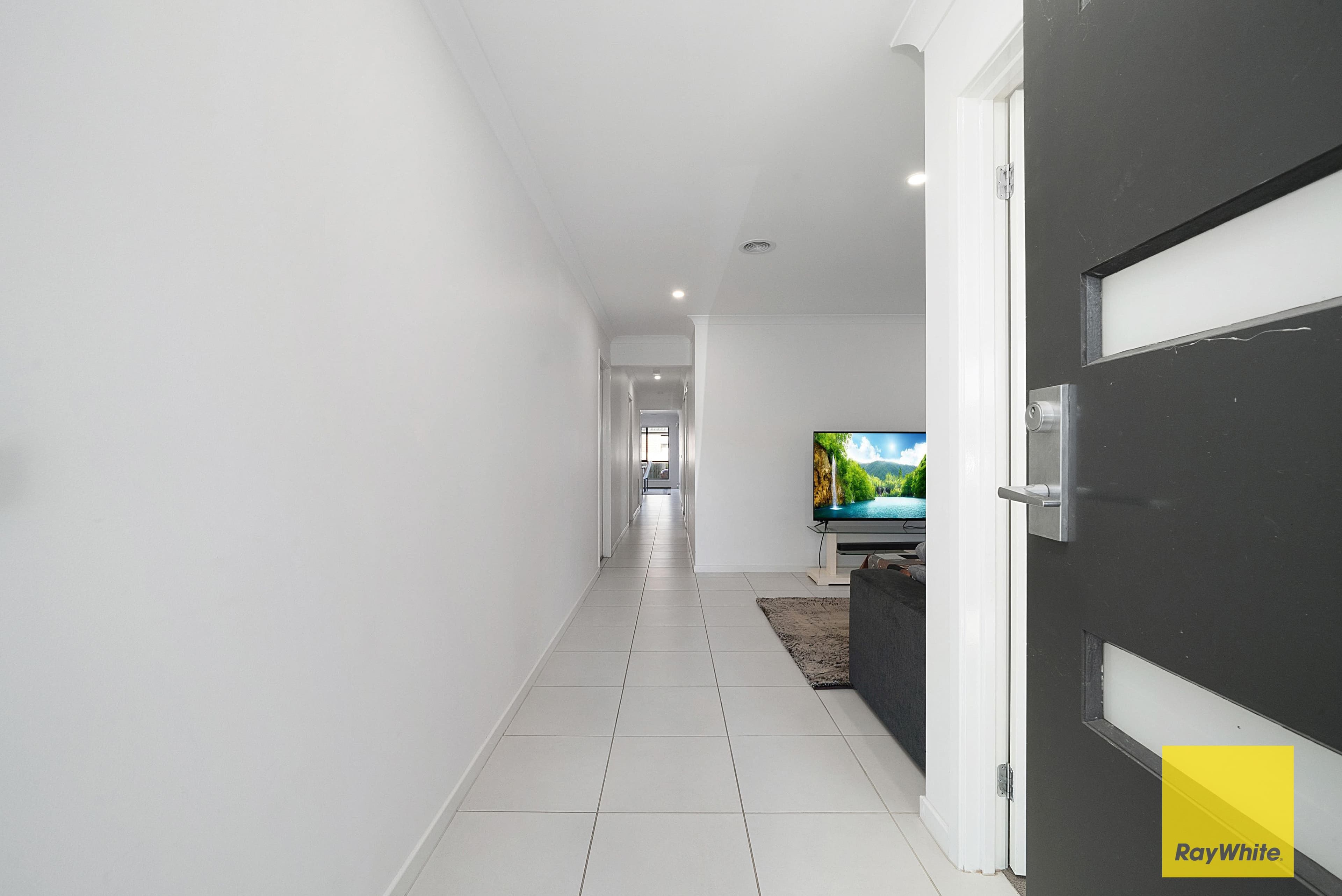 19 Copper Way, Tarneit VIC 3029, Tarneit - Thumbnail 3