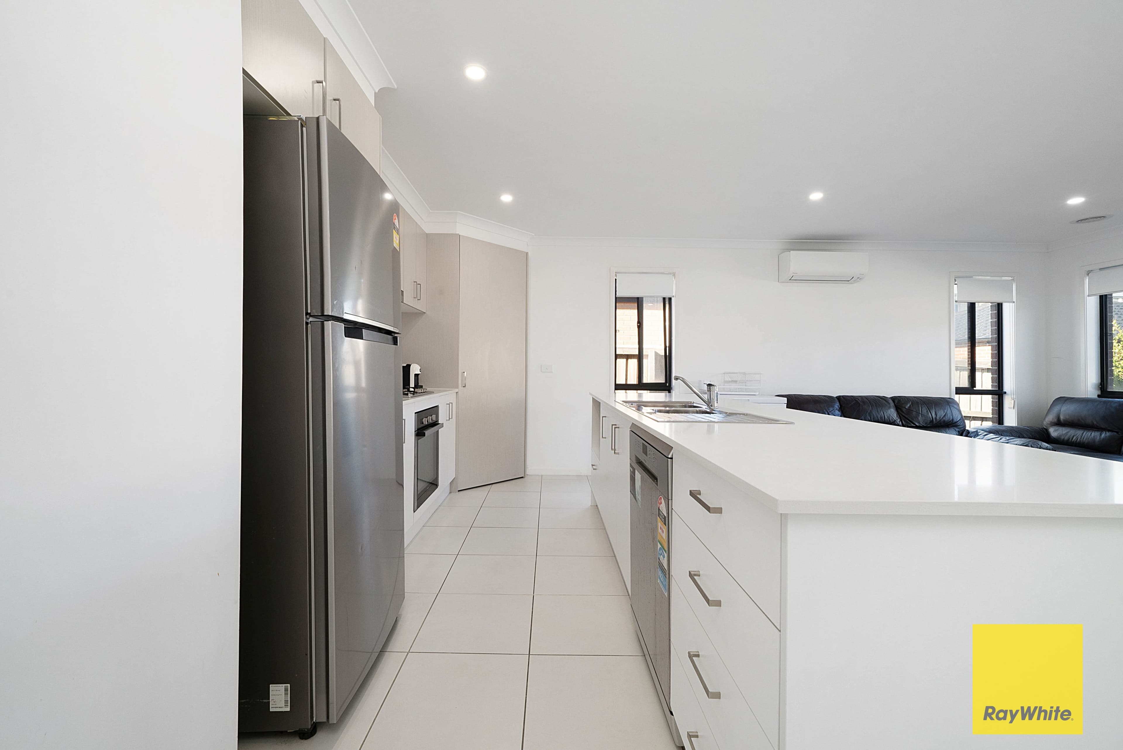 19 Copper Way, Tarneit VIC 3029, Tarneit - Thumbnail 5