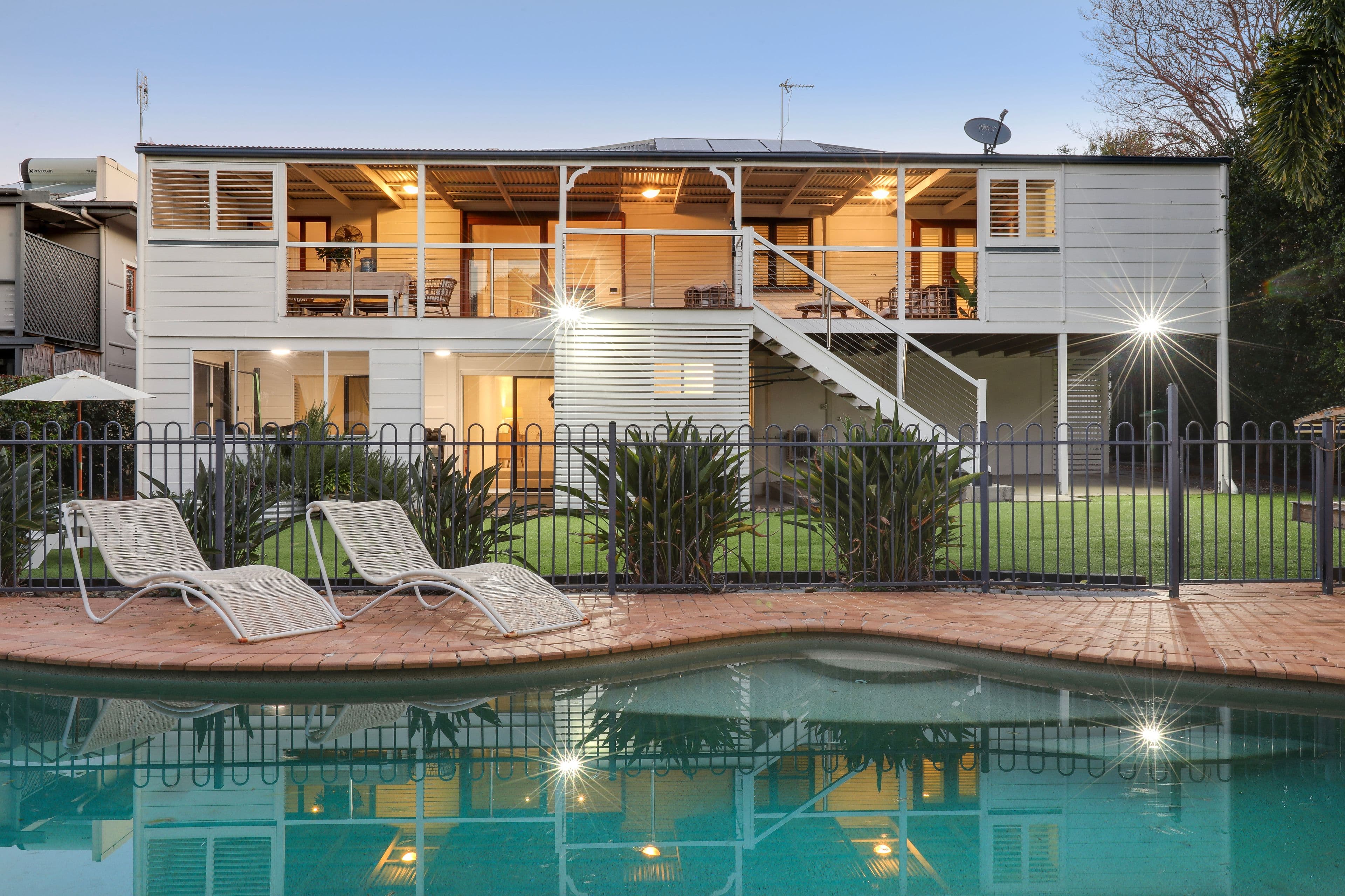 5 Third Avenue, Labrador QLD 4215, Labrador - Thumbnail 2