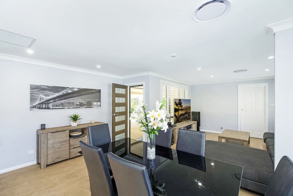 41 Forest Lake Way, Toronto - Thumbnail 2