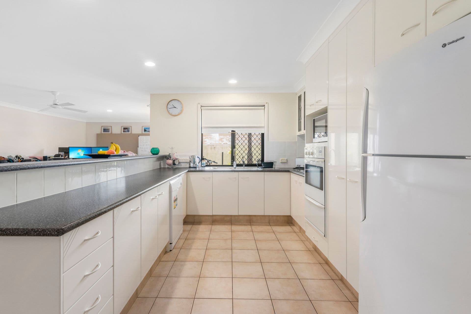 38 Casuarina Drive, Elanora QLD 4221, Elanora - Thumbnail 7