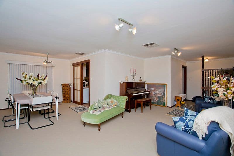 13B Rosea Close, MAIDA VALE WA 6057, Maida Vale - Thumbnail 3