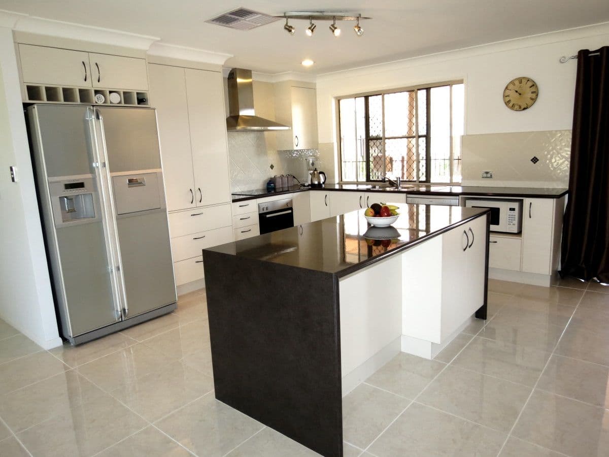 4 Peppertree Lane, Emerald QLD 4720, Emerald - Thumbnail 5