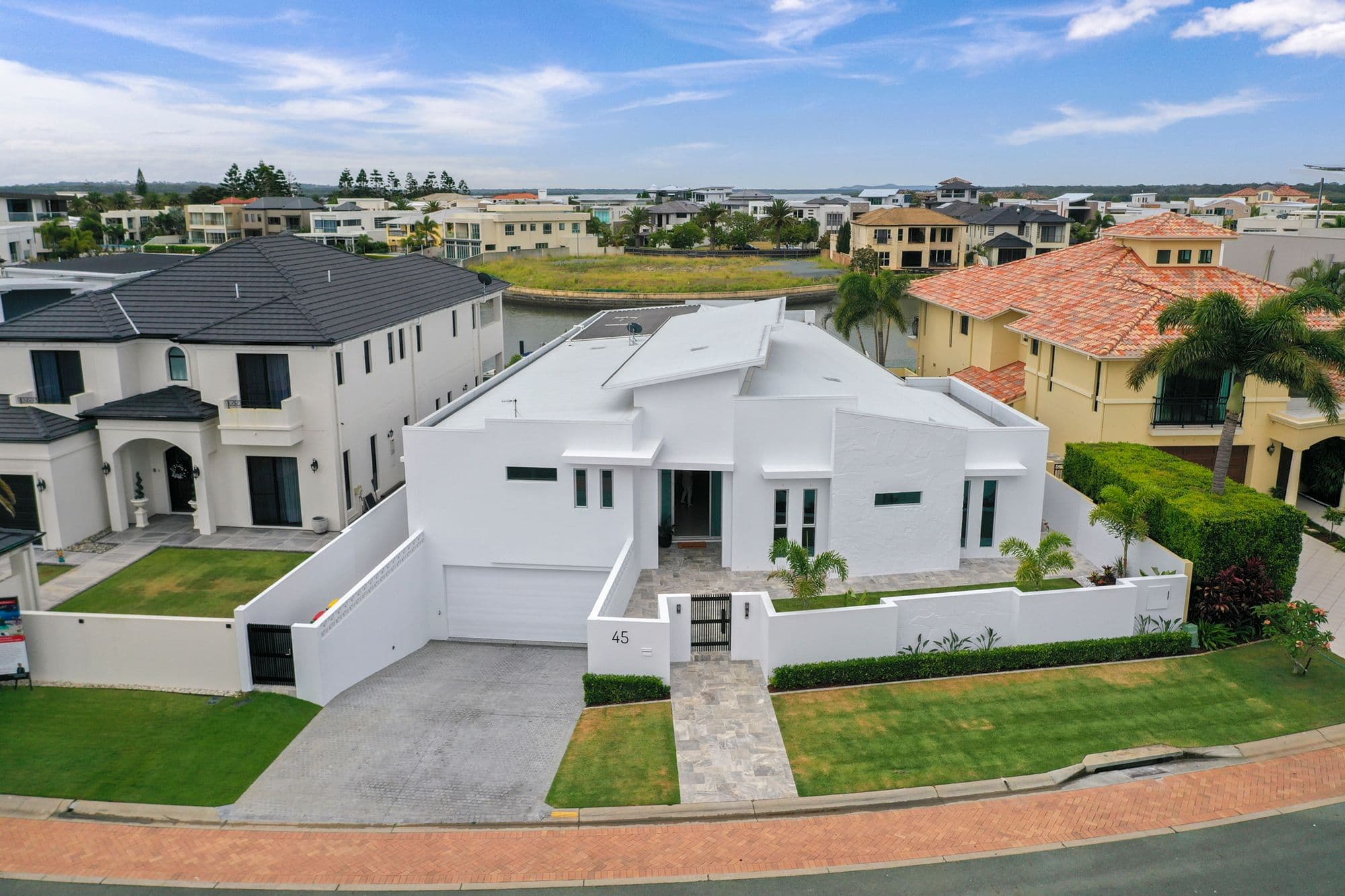 45 Royal Albert Crescent, Sovereign Islands QLD 4216, Sovereign Islands - Image 1