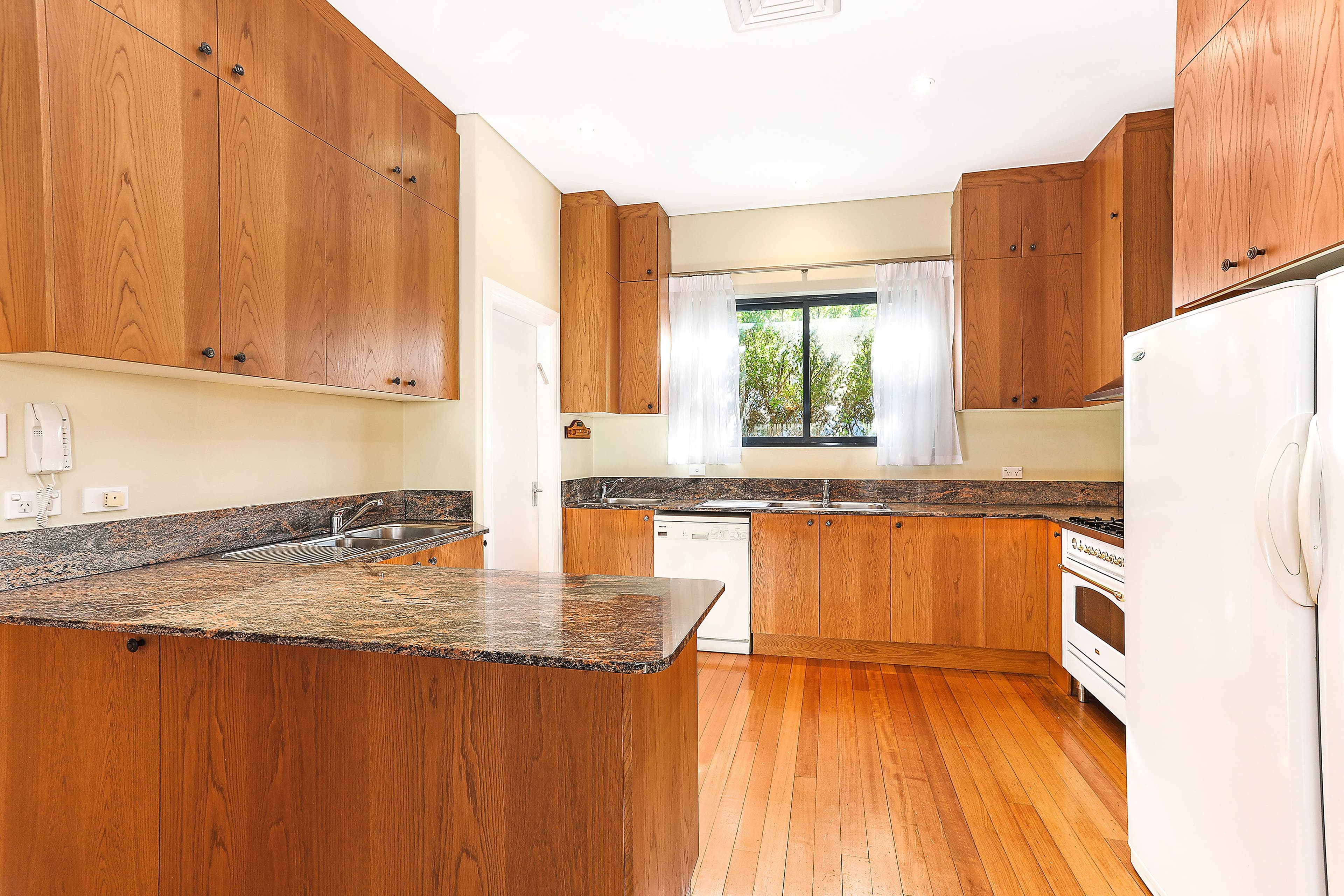 308 Military Road, Dover Heights - Thumbnail 6