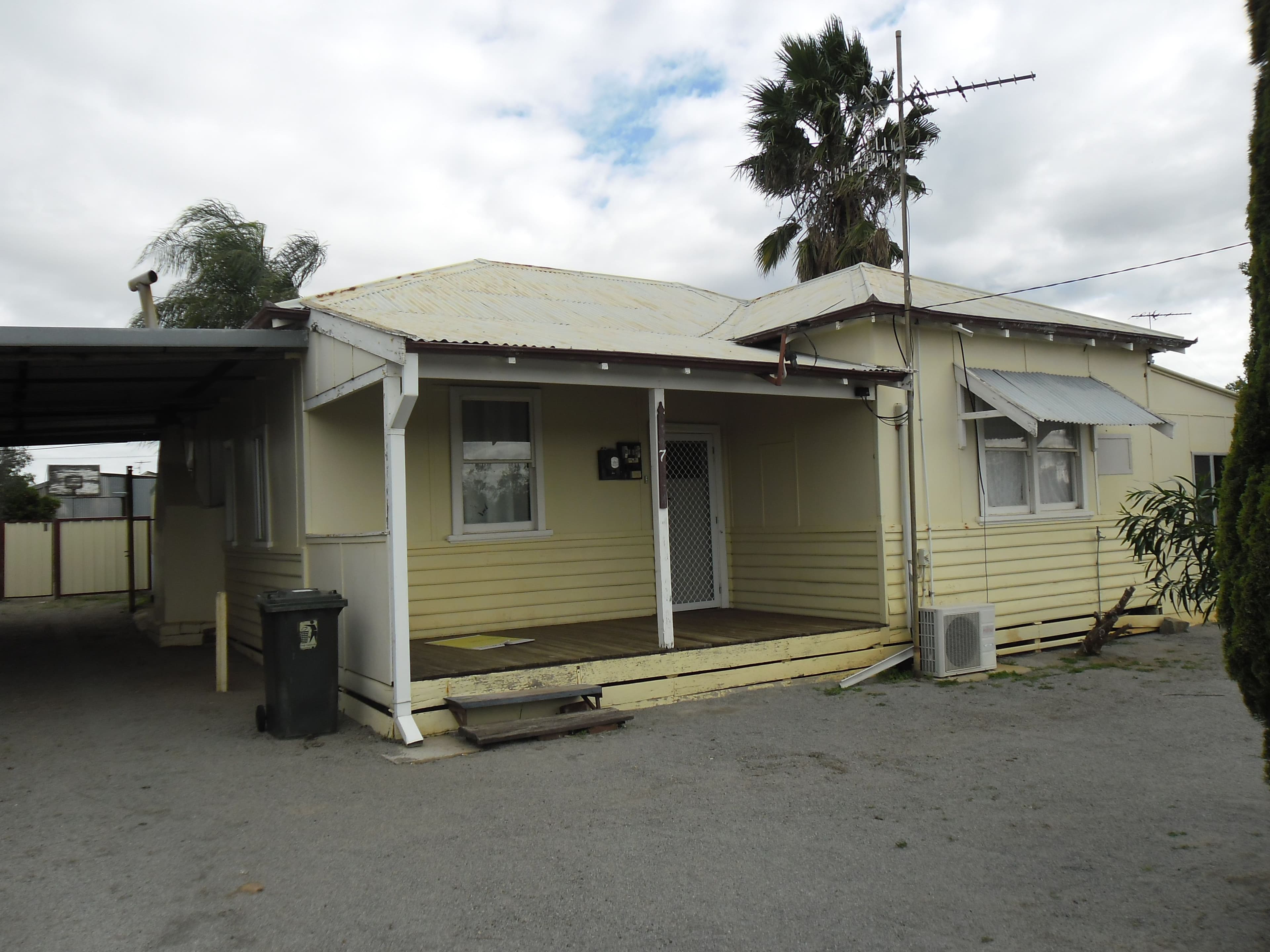 7 Railway Avenue, CARNAMAH WA 6517, Carnamah - Thumbnail 5