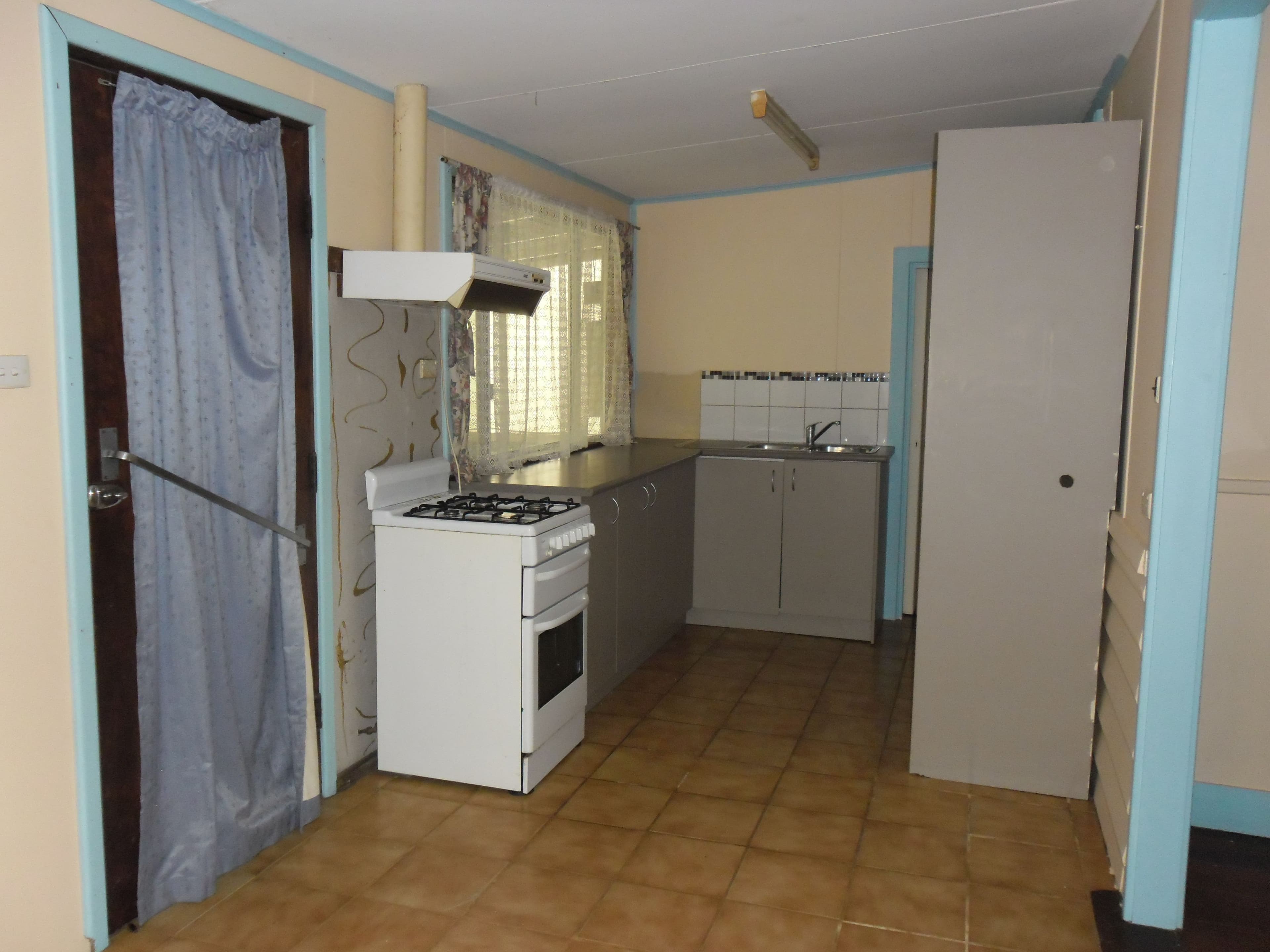 7 Railway Avenue, CARNAMAH WA 6517, Carnamah - Thumbnail 7