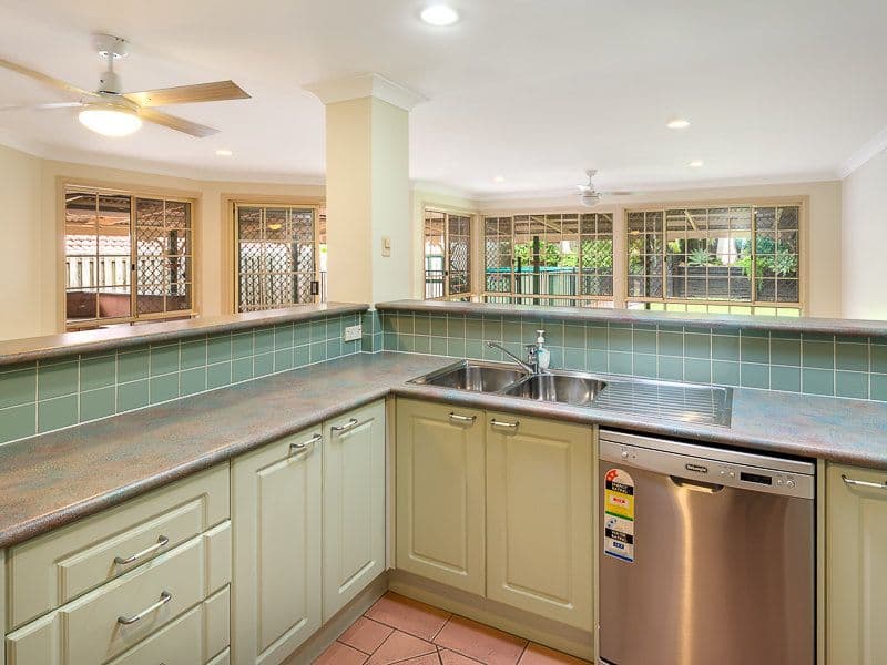 17 Castle Rock Street, Parkwood QLD 4214, Parkwood - Thumbnail 3