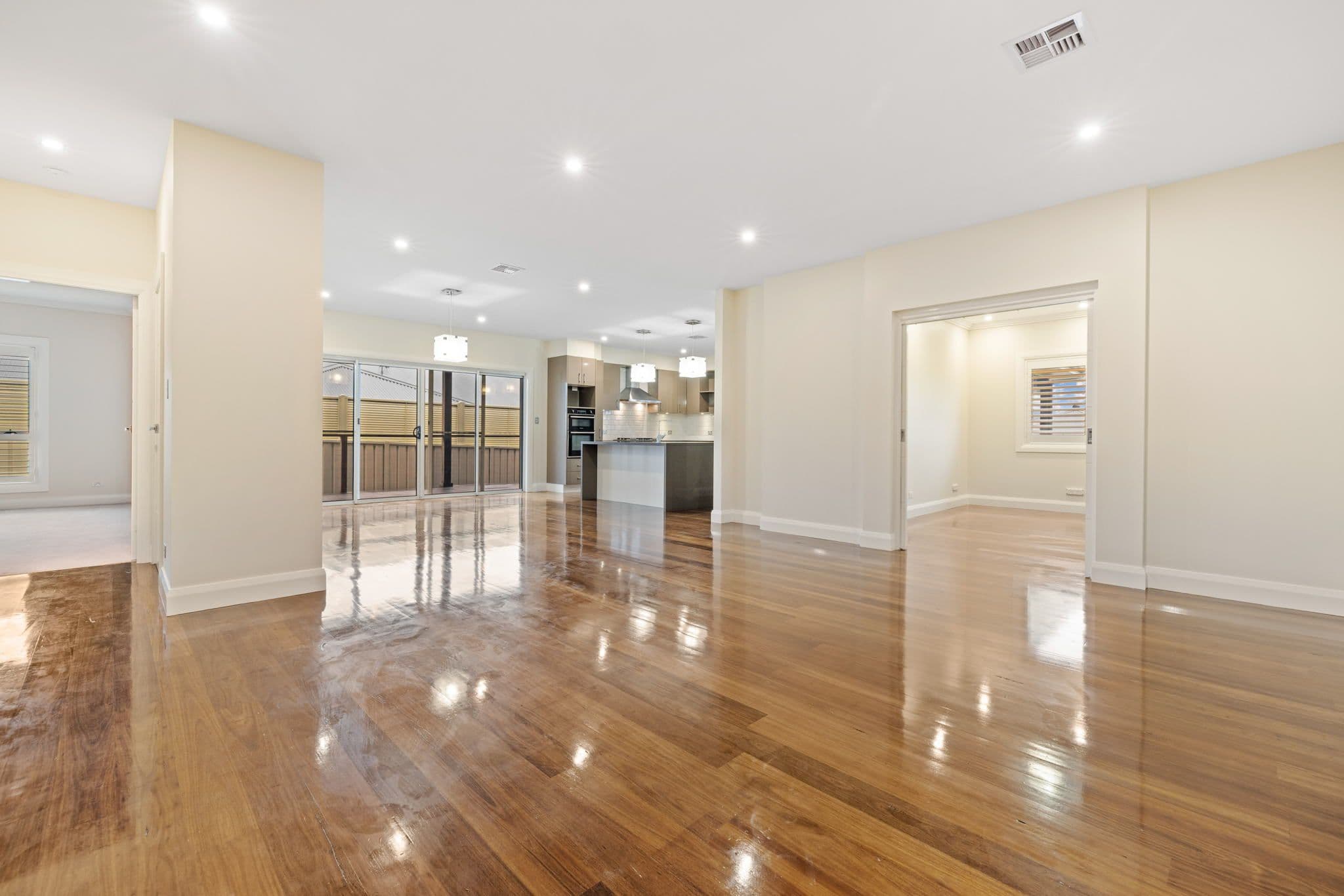 4 Fraser Close, Goulburn NSW 2580, Goulburn - Thumbnail 6