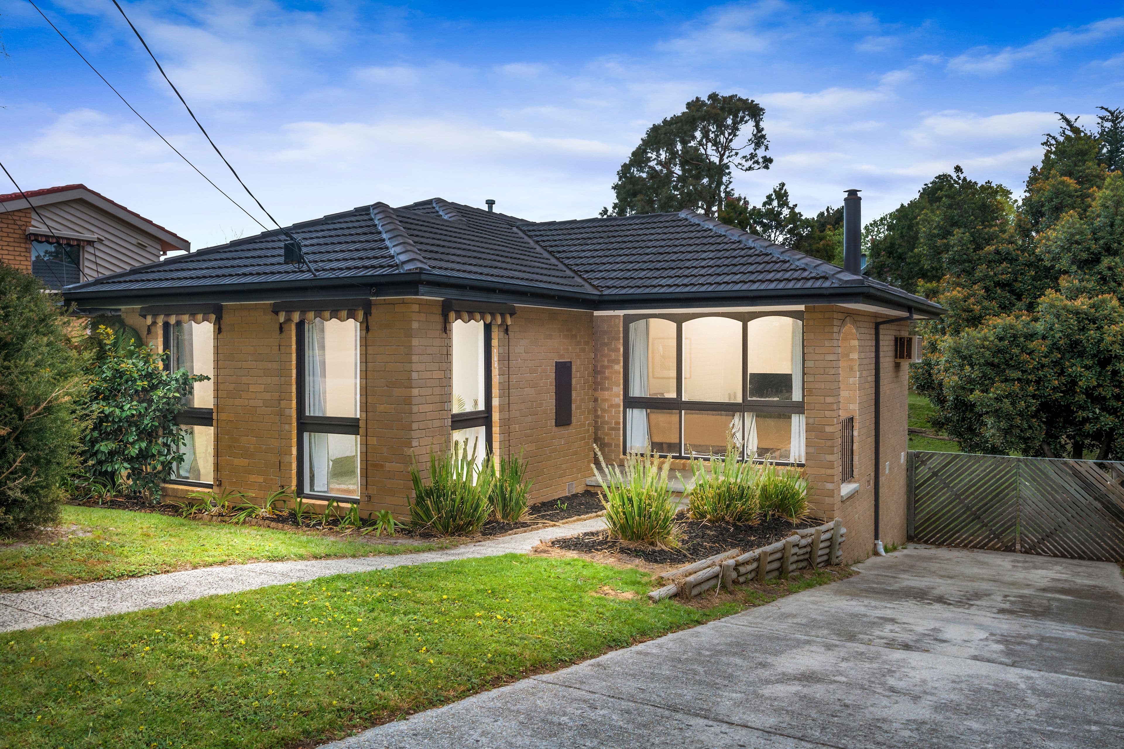 10 Pine Hill Drive, Frankston VIC 3199, Frankston - Image 1