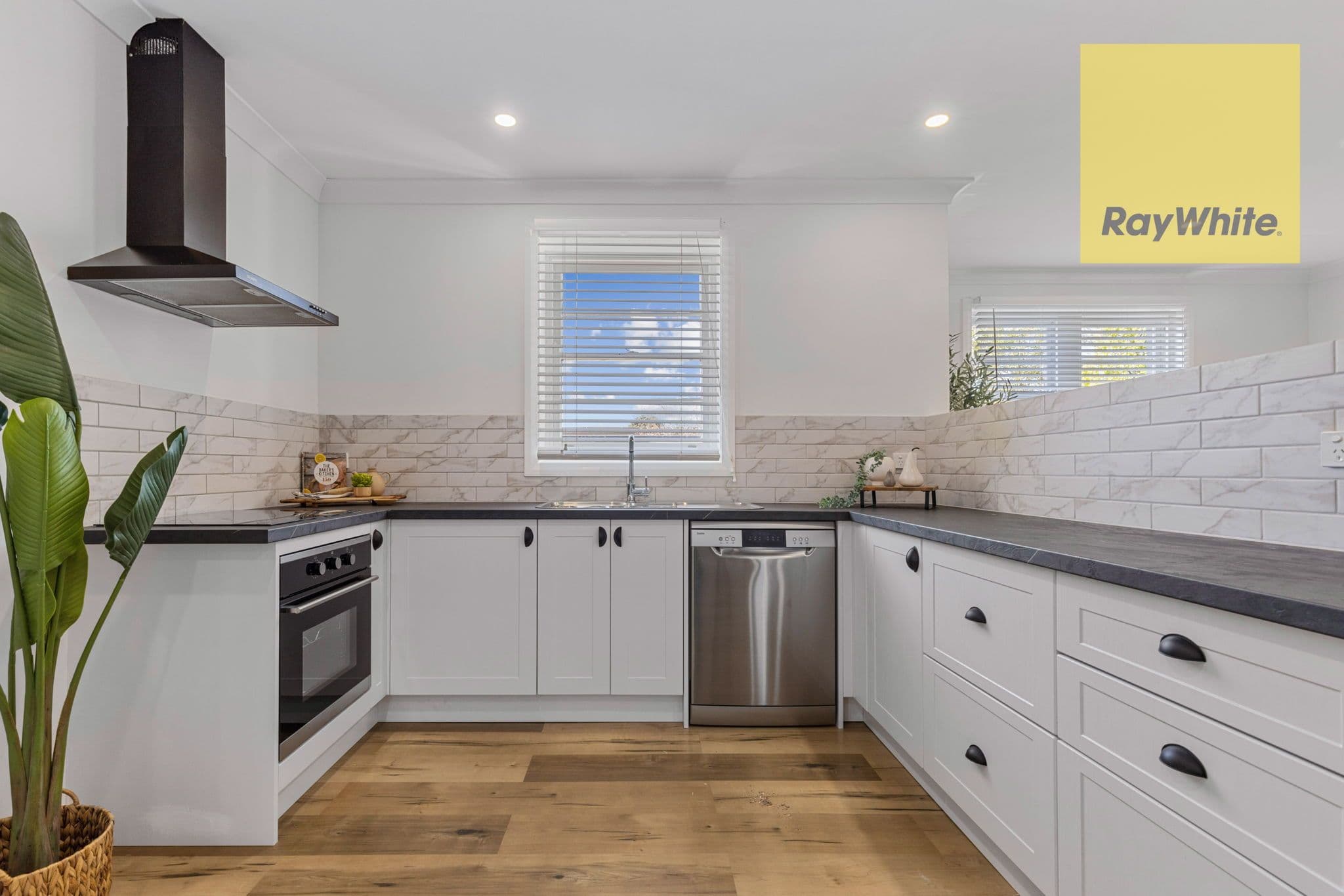 52 Grafton Street, Goulburn NSW 2580, Goulburn - Thumbnail 2
