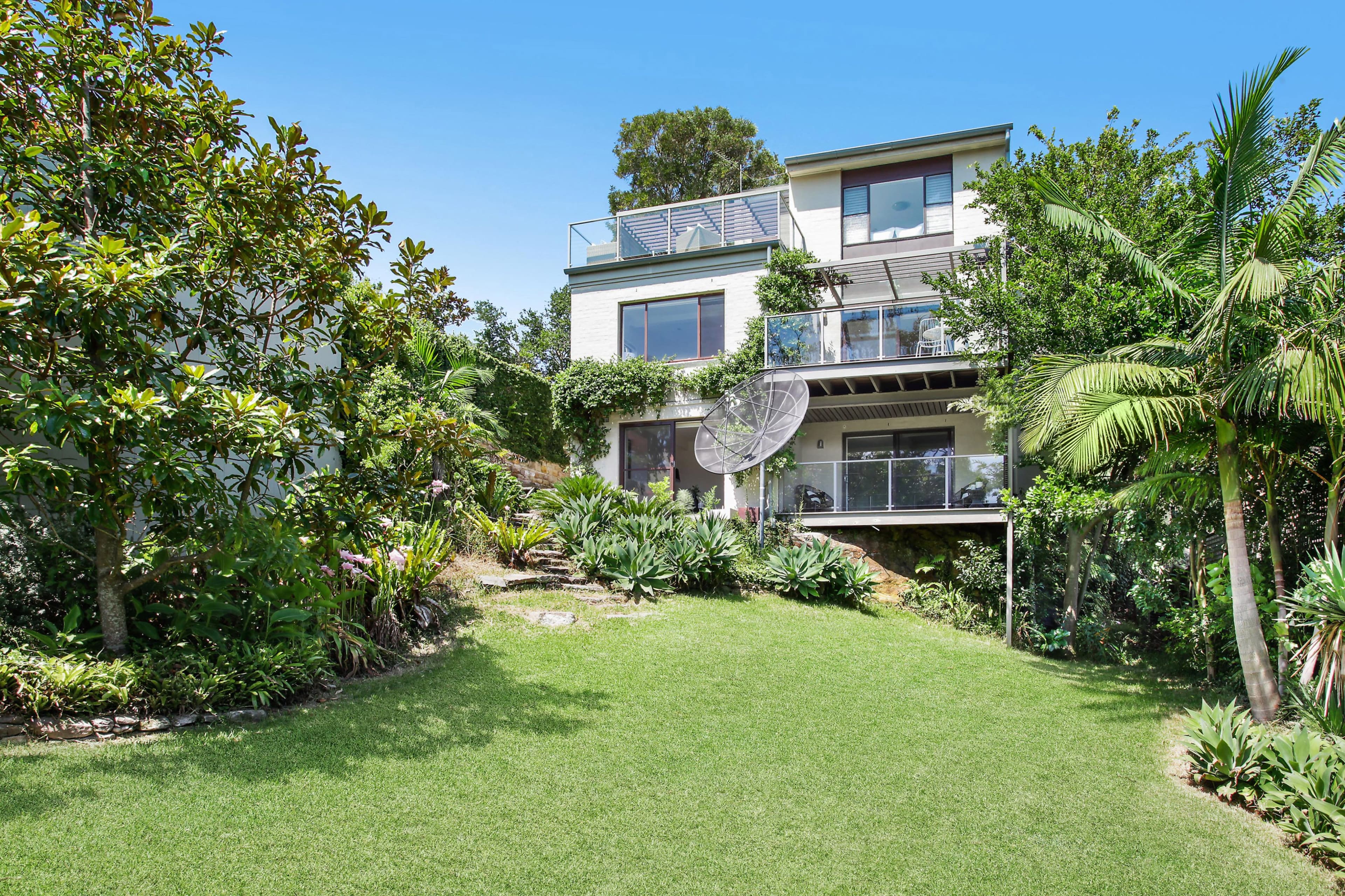 1 Gilbert Street, Dover Heights - Thumbnail 2