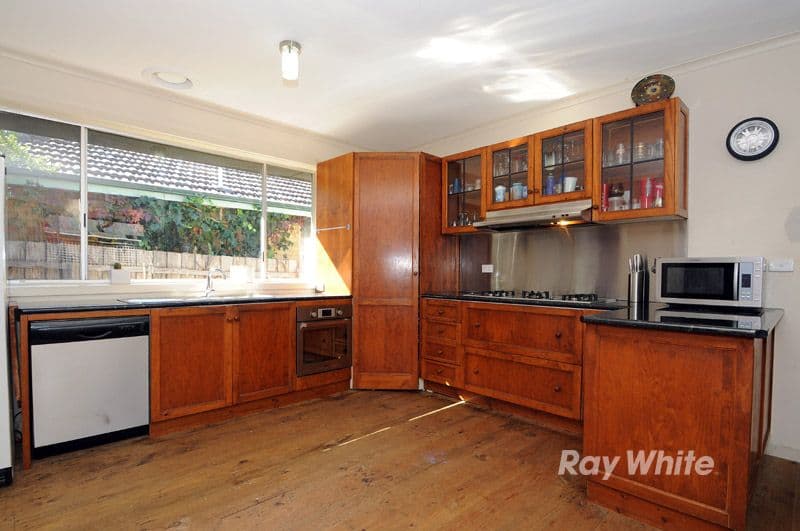 62 Scoresby Road, BAYSWATER VIC 3153, Bayswater - Thumbnail 2
