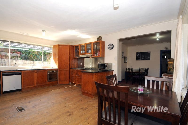 62 Scoresby Road, BAYSWATER VIC 3153, Bayswater - Thumbnail 6