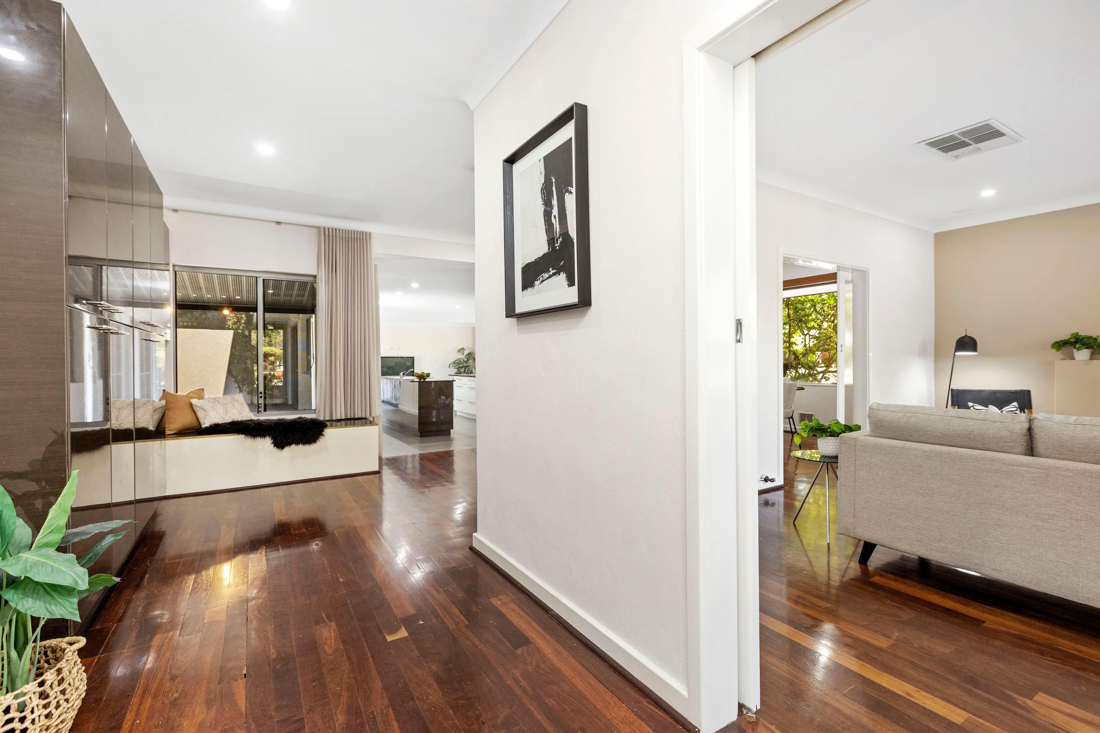 31 Homestead Circuit, Macquarie Links NSW 2565, Macquarie Links - Thumbnail 6