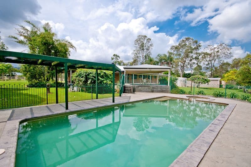 3 Arnan Court, SAMFORD VALLEY QLD 4520, Samford Valley - Thumbnail 2