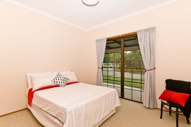 3 Arnan Court, SAMFORD VALLEY QLD 4520, Samford Valley - Thumbnail 8