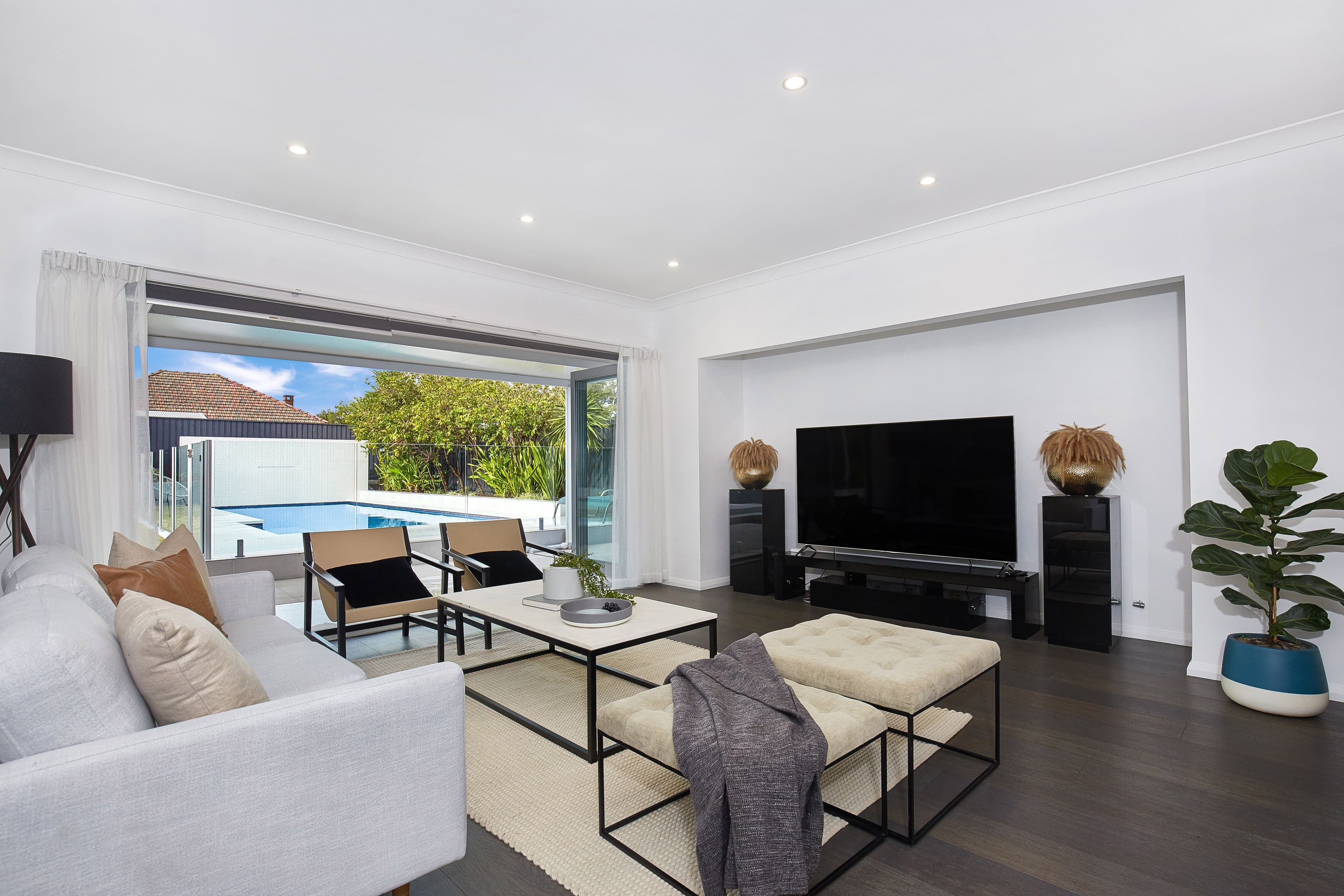 64 Castle Circuit, Seaforth - Thumbnail 3