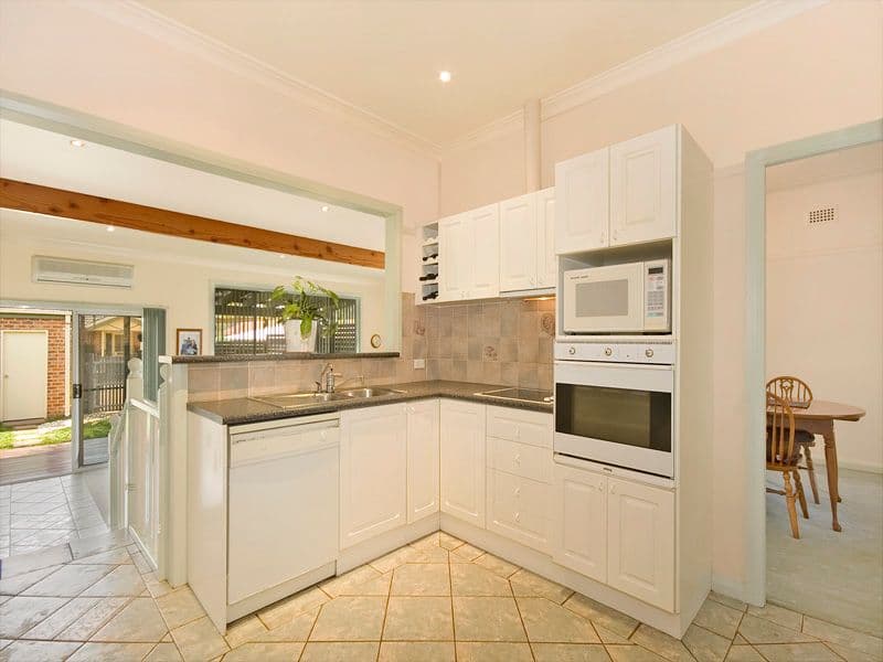 31  Kenneth Avenue, KIRRAWEE NSW 2232, Kirrawee - Thumbnail 3