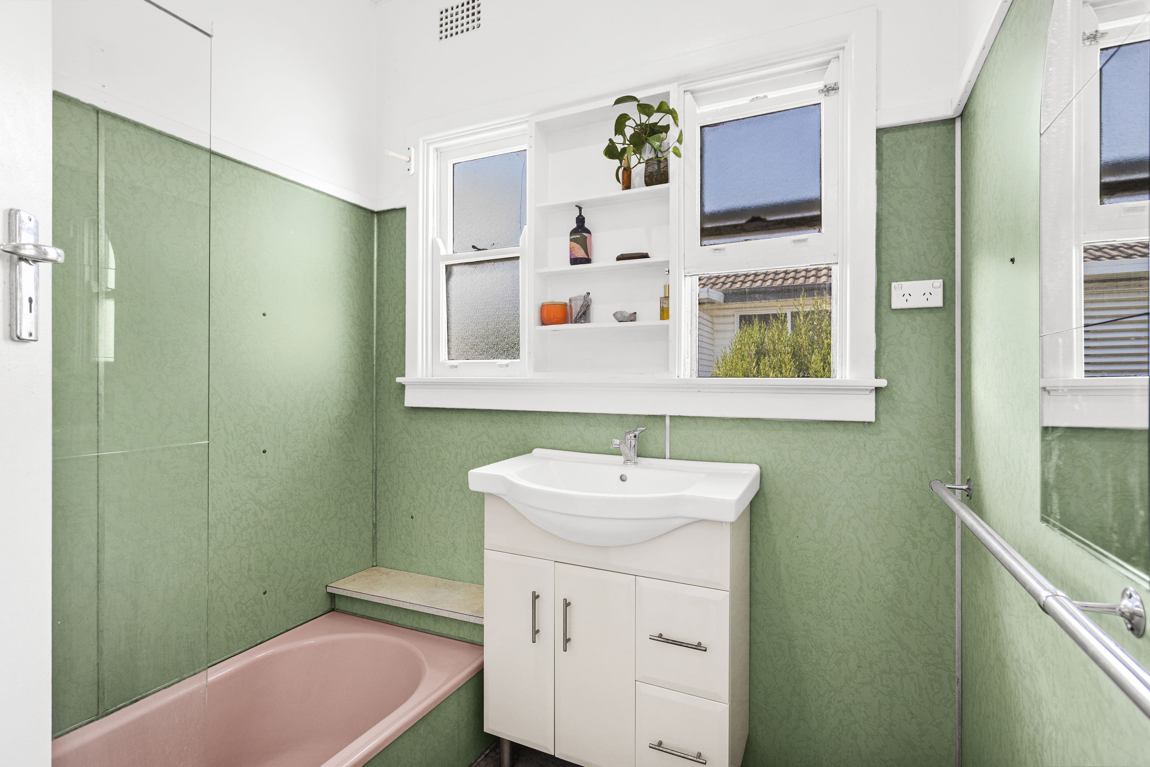 9 Ulster Avenue, Warilla NSW 2528, Warilla - Thumbnail 6
