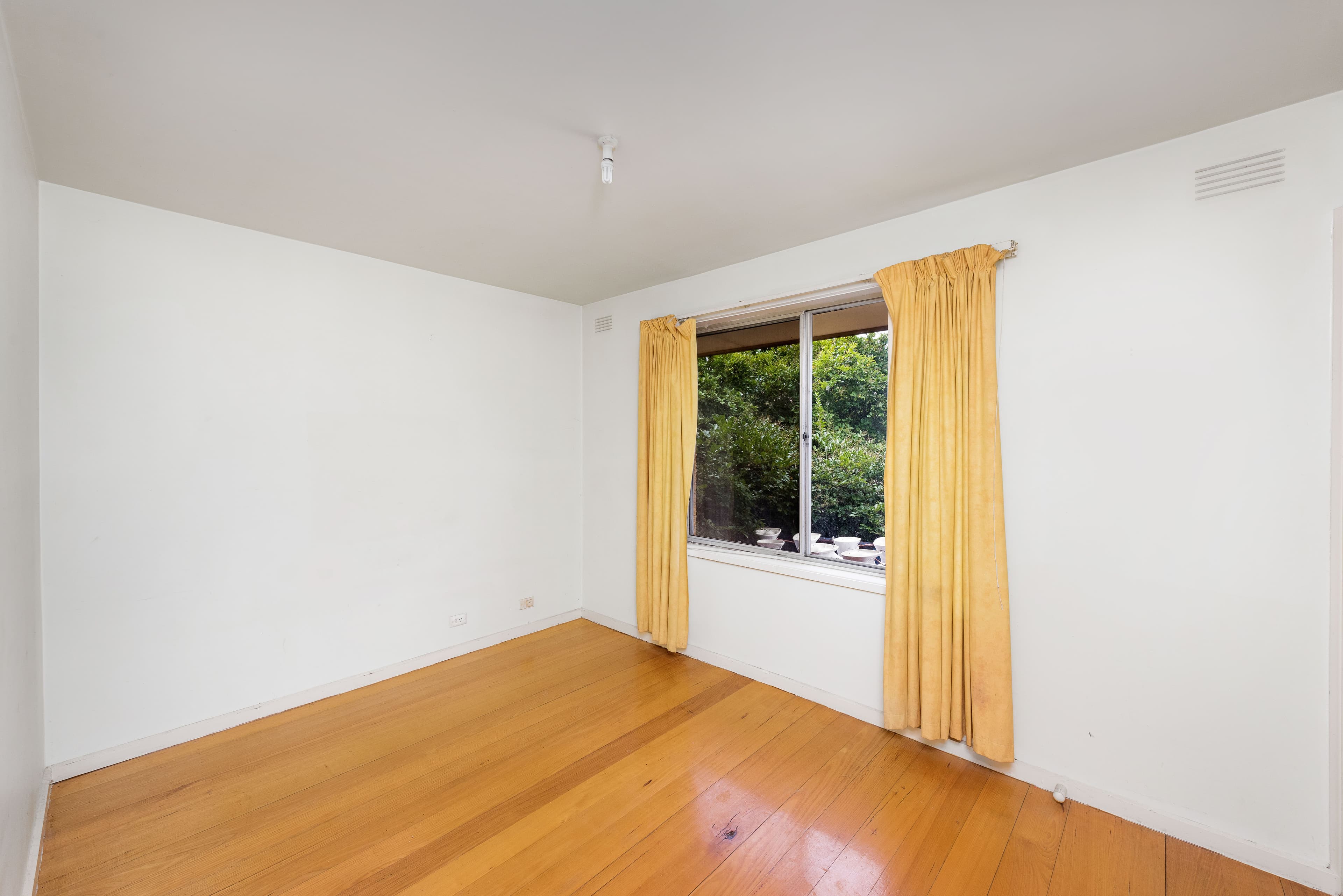 1 Chester Place, Bundoora VIC 3083, Bundoora - Thumbnail 6