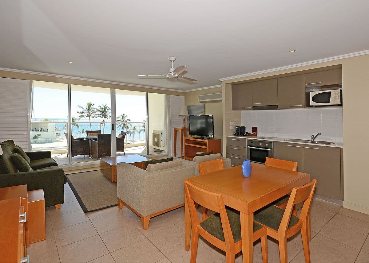 569 Charlton Esplanade, URANGAN QLD 4655, Urangan - Thumbnail 6