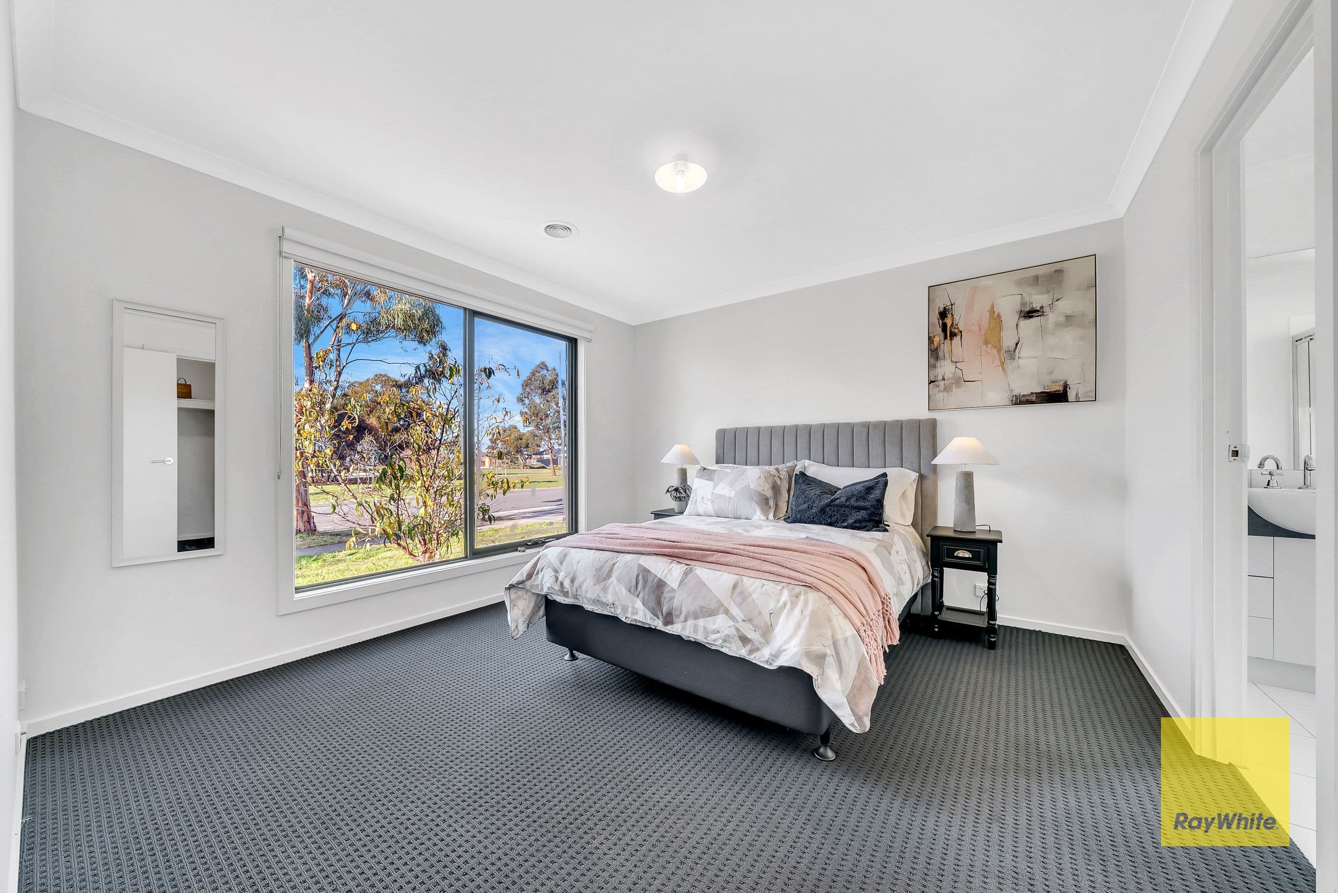 25 Burswood Drive, Wyndham Vale VIC 3024, Wyndham Vale - Thumbnail 2