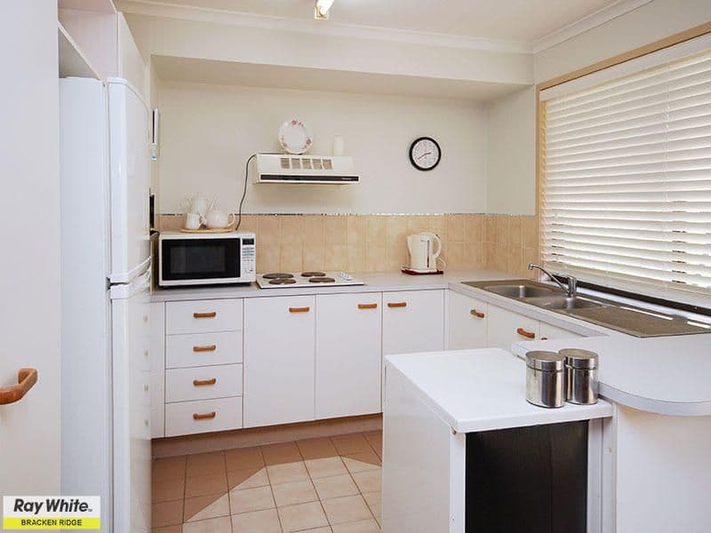 15 Kingfisher Street, ALBANY CREEK QLD 4035, Albany Creek - Thumbnail 8