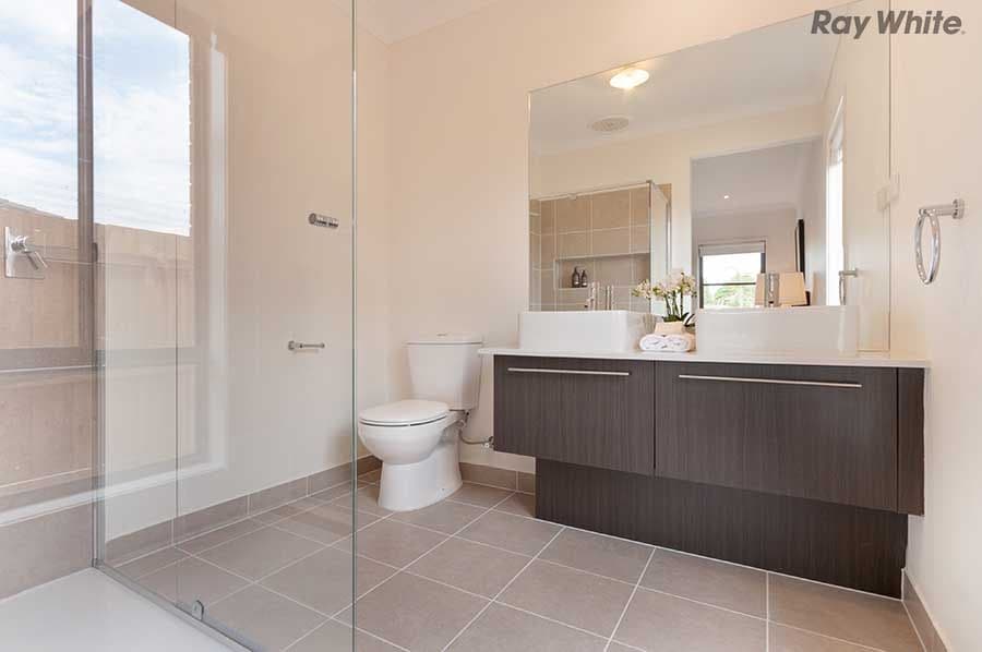 2F Apollo Road, Taylors Lakes VIC 3038, Taylors Lakes - Thumbnail 3